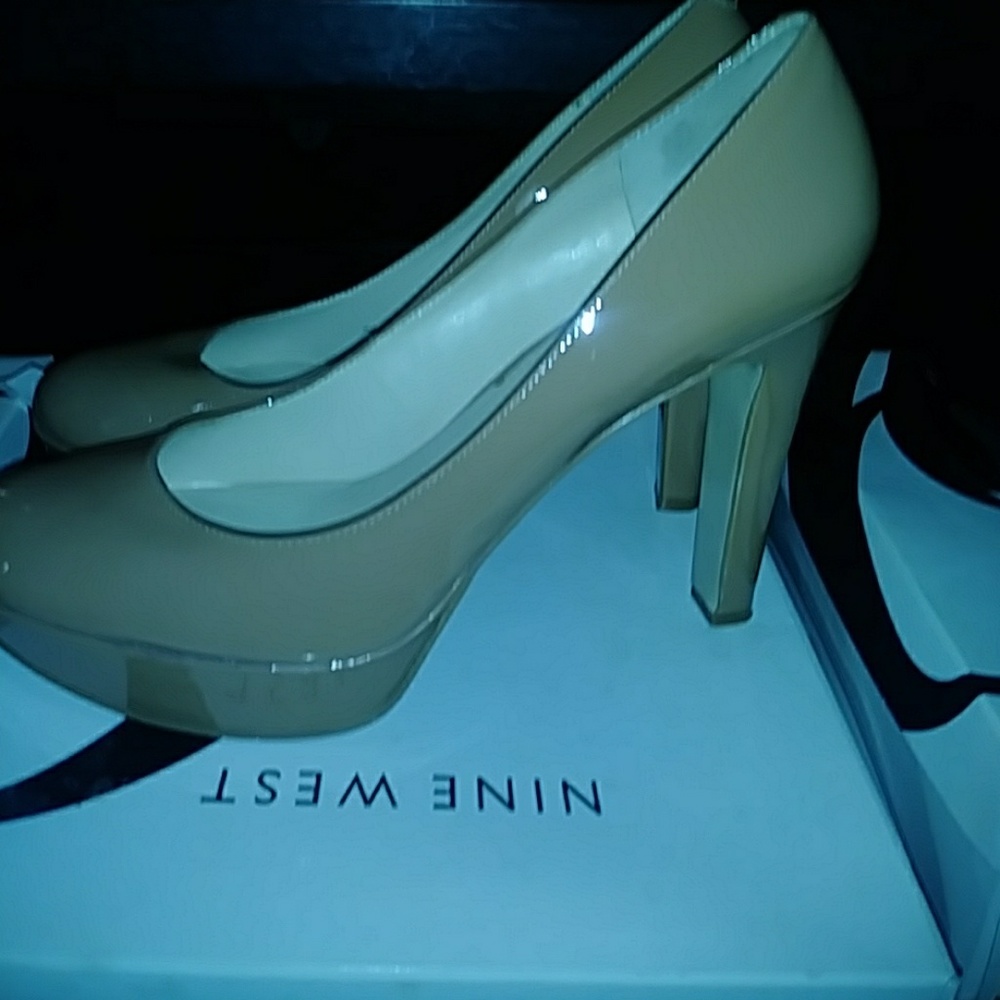 Nine West Tan Heels